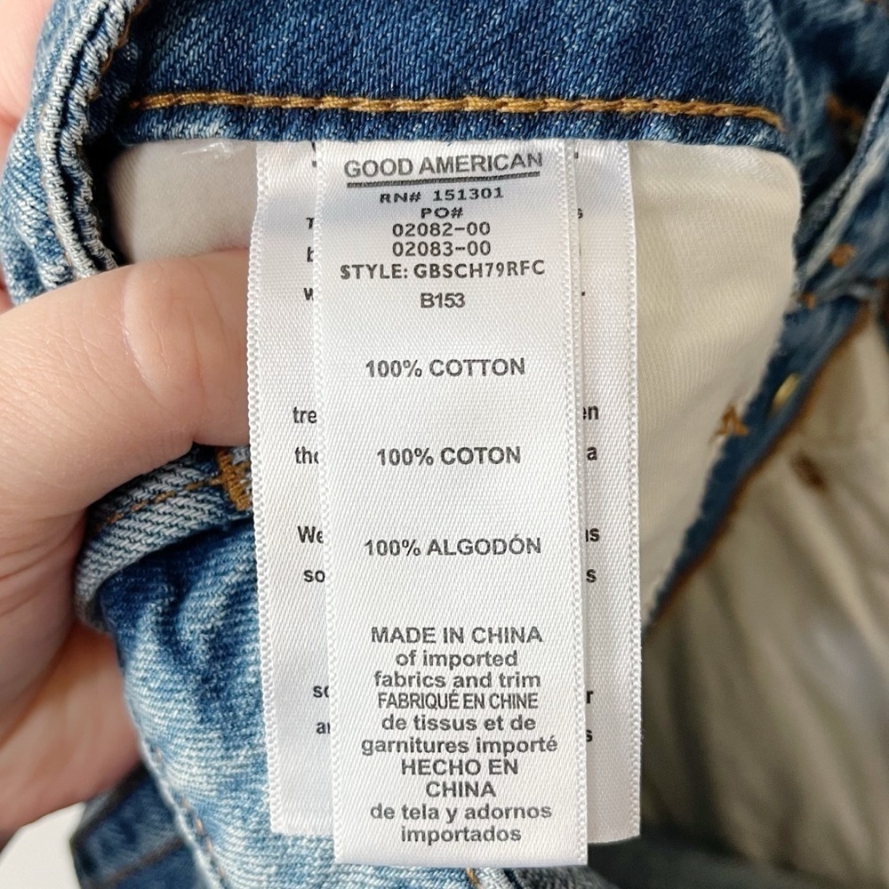 Good American Size 0/25 Bombshell Denim Jean Shorts Blue Distressed High Waisted - Picture 10 of 12